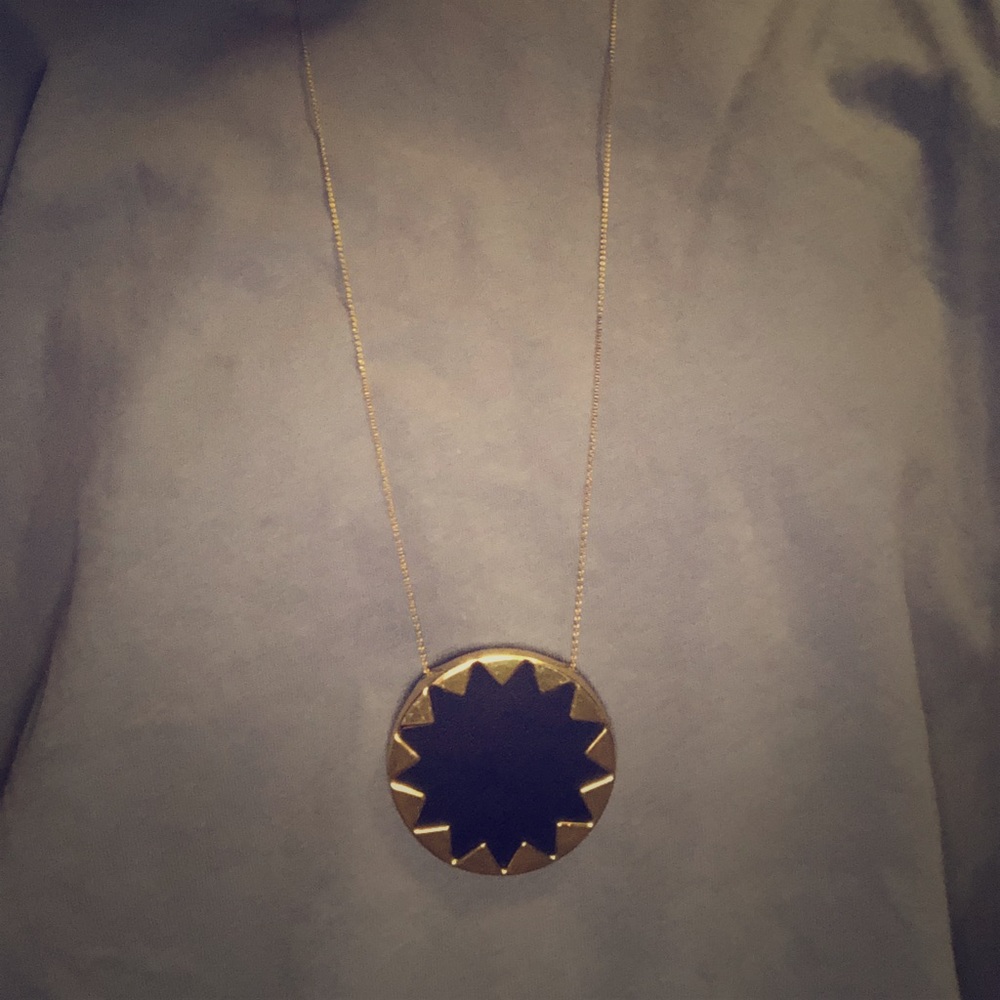 HOUSE OF HARLOW NECKLACE
